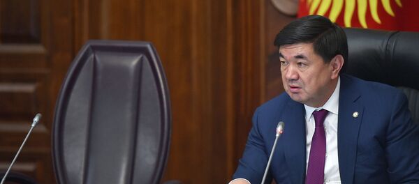 Премьер-министр Мухаммедкалый Абылгазиев поручил доработать План антикризисных мер в связи с коронавирусом Премьер-министр Мухаммедкалый Абылгазиев поручил доработать План антикризисных мер в связи с коронавирусом - Sputnik Кыргызстан