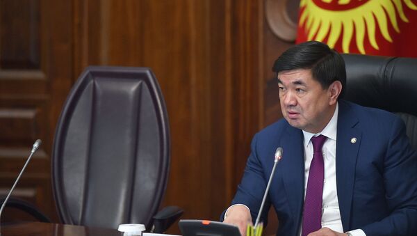 Премьер-министр Мухаммедкалый Абылгазиев поручил доработать План антикризисных мер в связи с коронавирусом - Sputnik Кыргызстан