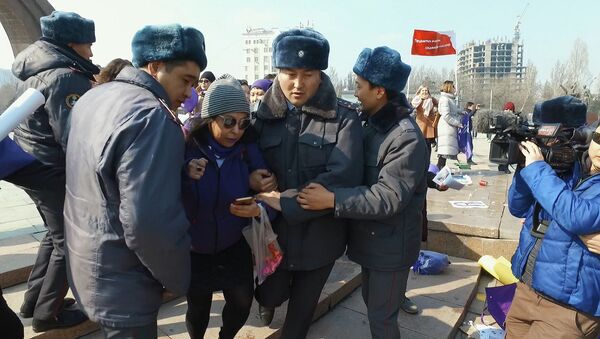 Марш феминисток в Бишкеке - Sputnik Кыргызстан