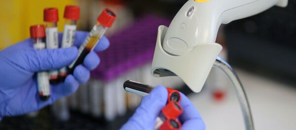 Кандын анализин алуу. Архив - Sputnik Кыргызстан