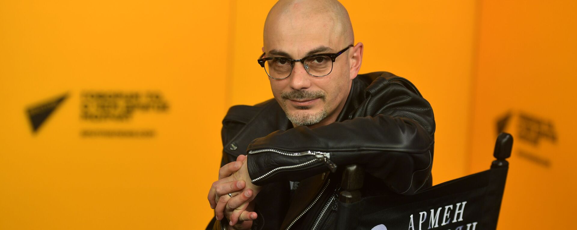 Политолог и Журналист Армен Гаспарян - Sputnik Кыргызстан, 1920, 07.08.2025