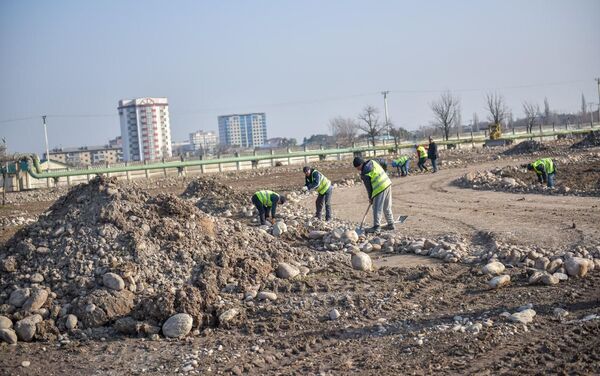 В детском парке Балалык уже построили инженерные сети — водопровод и канализацию - Sputnik Кыргызстан