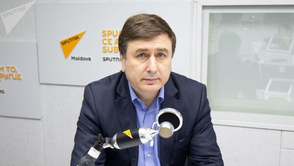 Экономист Вячеслав Ионицэ на радиостудии Sputnik Молдова - Sputnik Кыргызстан