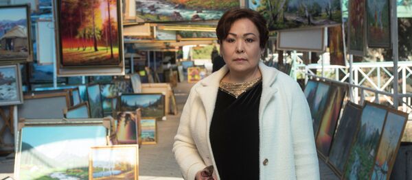 Скульптуралык массаждын чебери Мира Кулабаева. Архив - Sputnik Кыргызстан