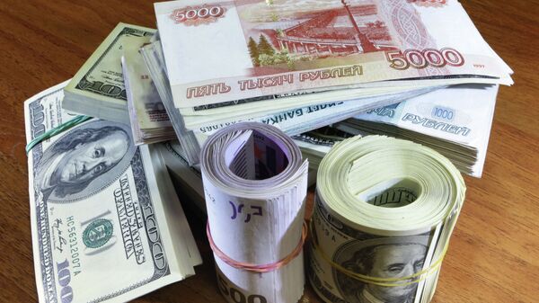 Денежные купюры: рубли, евро и доллары США. Архивное фото - Sputnik Кыргызстан