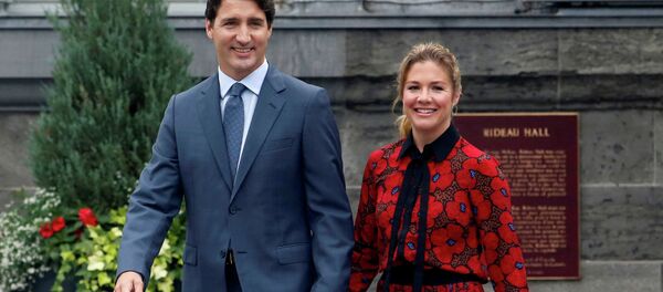 Премьер-министр Канады Джастин Трюдо и его жена Софи Грегуар Трюдо. Архивное фото - Sputnik Кыргызстан