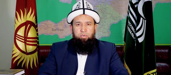 Кыргызстанда жума намаз токтотулду. Муфтийдин кайрылуусу видеодо - Sputnik Кыргызстан