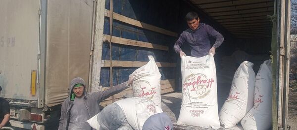 Ярмарка по продажи муки в Оше - Sputnik Кыргызстан