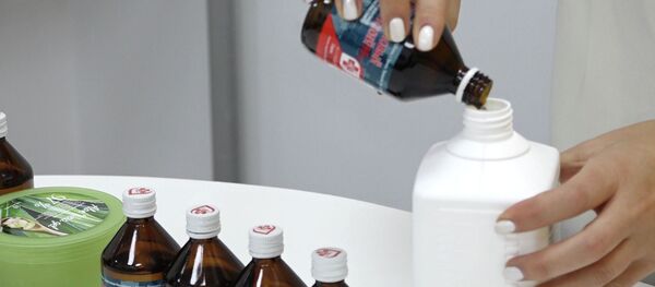 Дешевый антисептик в домашних условиях — видеорецепт - Sputnik Кыргызстан