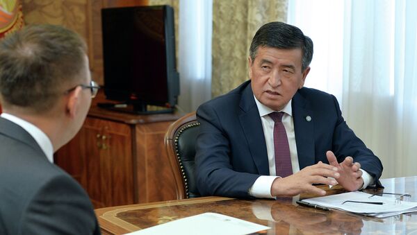 Президент Сооронбай Жээнбеков принял председателя НБКР Толкунбека Абдыгулова - Sputnik Кыргызстан