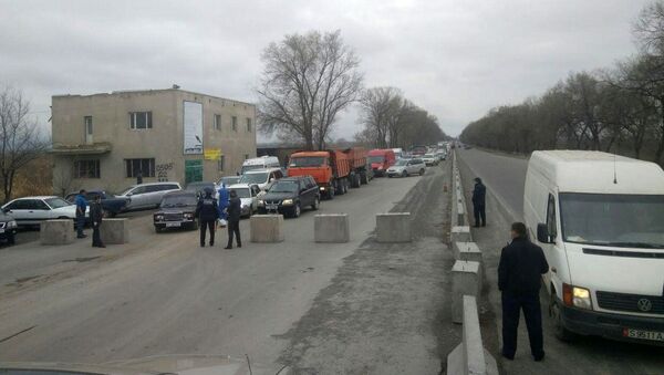 Санитарно-карантинный пост на западном въезде в Бишкек - Sputnik Кыргызстан