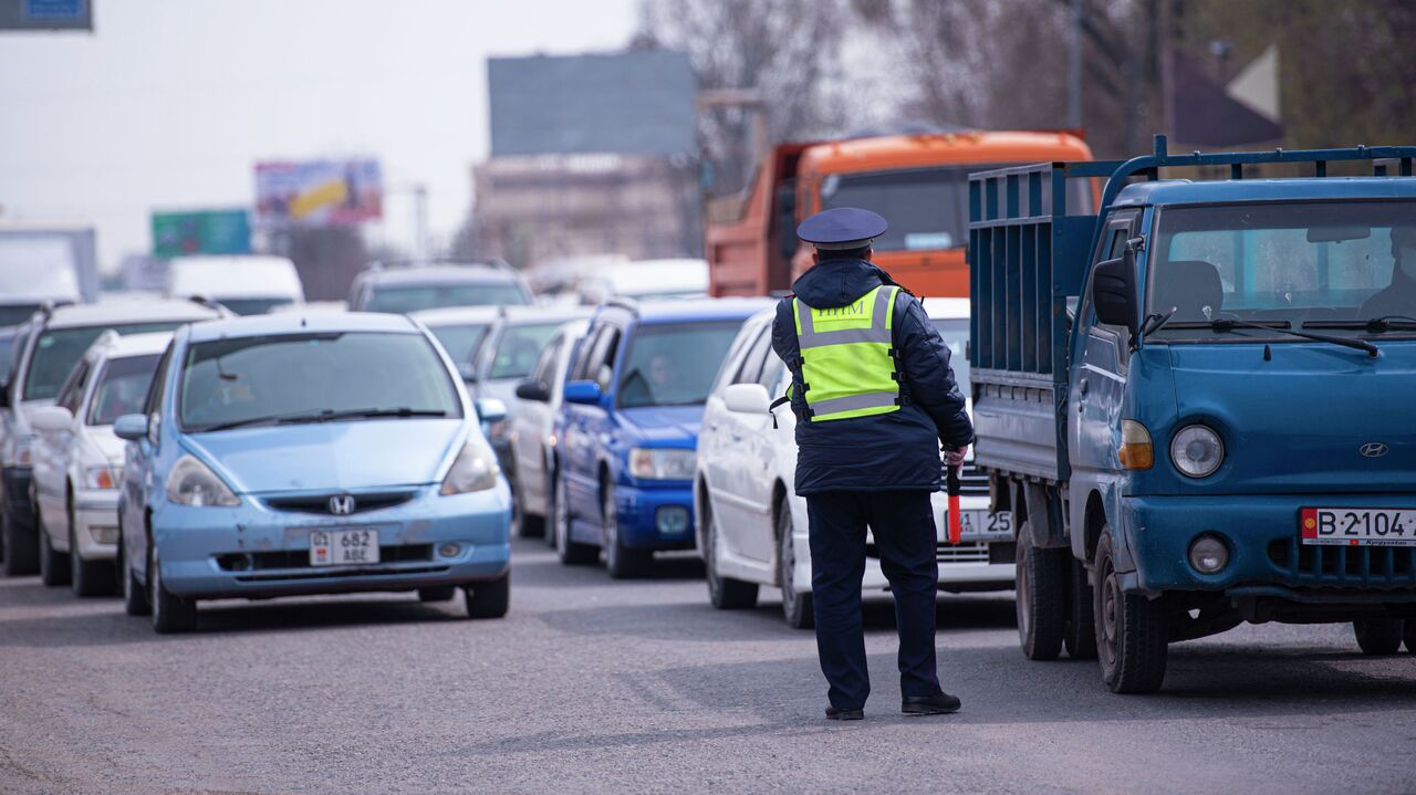 С сегодняшнего дня в Кыргызстане выросли штрафы за нарушение ПДД -  08.03.2023, Sputnik Кыргызстан