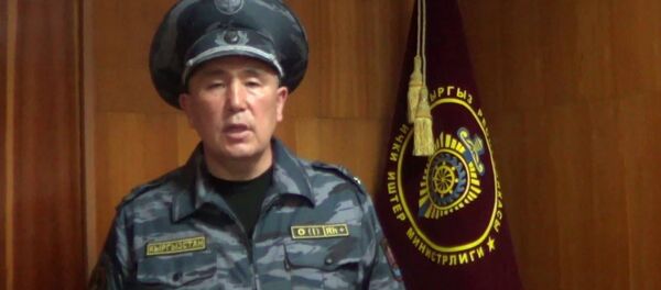 Талапты аткарбагандар жоопко тартылат! Оштун коменданты видео кайрылуу жасады Талапты аткарбагандар жоопко тартылат! Оштун коменданты видео кайрылуу жасады - Sputnik Кыргызстан