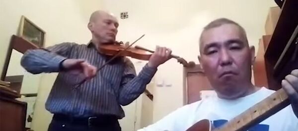 И это переживем! — музыканты поддержали бишкекчан. Видео И это переживем! — музыканты поддержали бишкекчан. Видео - Sputnik Кыргызстан