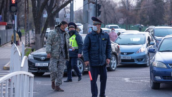 Оцепление в городе Бишкек из-за коронавируса - Sputnik Кыргызстан