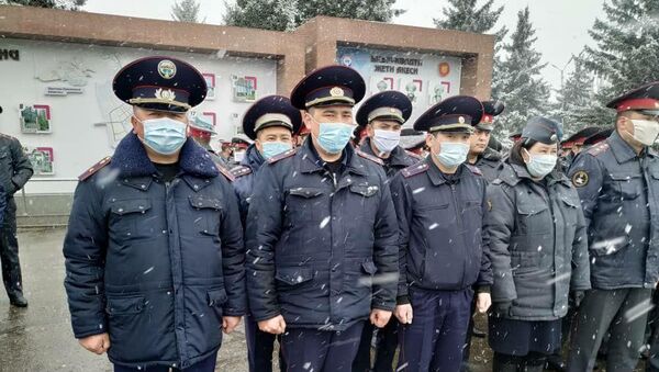 Личный состав Иссык-Кульской областной милиции и г. Каракол  - Sputnik Кыргызстан