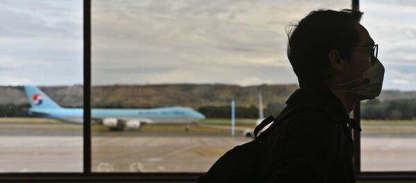 Ситуация в аэропорту Мадрида в связи с коронавирусом Ситуация в аэропорту Мадрида в связи с коронавирусом - Sputnik Кыргызстан