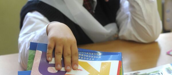 День знаний в российских школах - Sputnik Кыргызстан