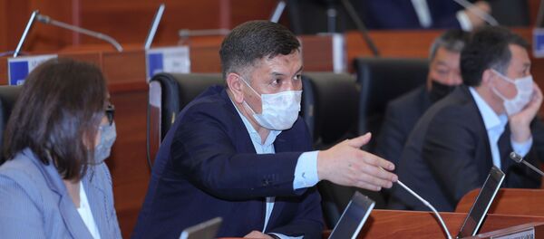 ЖК депутаты Төрөбөй Зулпукаров ЖК депутаты Төрөбөй Зулпукаров - Sputnik Кыргызстан