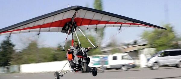 Дезинфекцию в Джалал-Абаде проводят с воздуха. Как это происходит — видео - Sputnik Кыргызстан