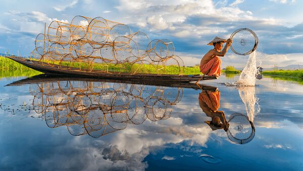 Снимок Fishing фотографа из Вьетнама, представленный на конкурсе The World's Best Photos of #Water2020 - Sputnik Кыргызстан