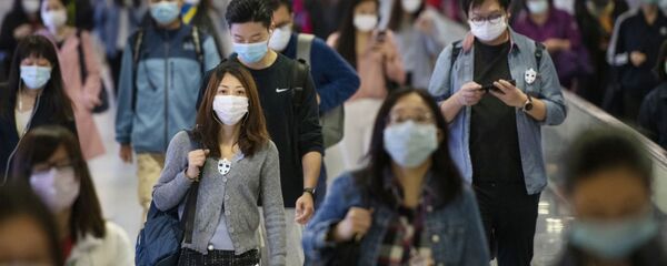 Гонконгтун метро станциядагы кишилер. Архив - Sputnik Кыргызстан