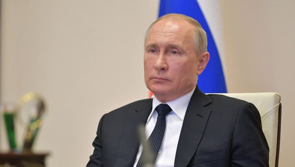 Президент РФ В. Путин в режиме видеоконференции провел совещание с руководителями субъектов РФ - Sputnik Кыргызстан
