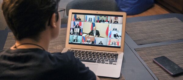 Трансляция совещания президента РФ В. Путина с руководителями субъектов РФ - Sputnik Кыргызстан