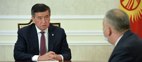 Президент Сооронбай Жээнбеков биринчи вице-премьер-министр Кубатбек Бороновду кабыл алды Президент Сооронбай Жээнбеков биринчи вице-премьер-министр Кубатбек Бороновду кабыл алды - Sputnik Кыргызстан