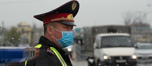 Блокпосты на въезде в Алма-Ату - Sputnik Кыргызстан