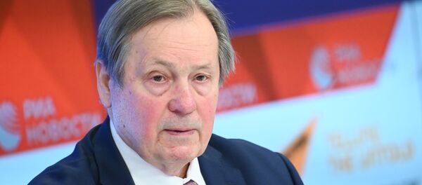 Заведующий кафедрой госпитальной терапии Российского медицинского университета имени Н. И. Пирогова пульмонолог Александр Чучалин. Архивное фото - Sputnik Кыргызстан