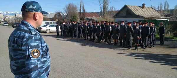 Построение милиции г. Каракол. 19 апреля 2020 года - Sputnik Кыргызстан