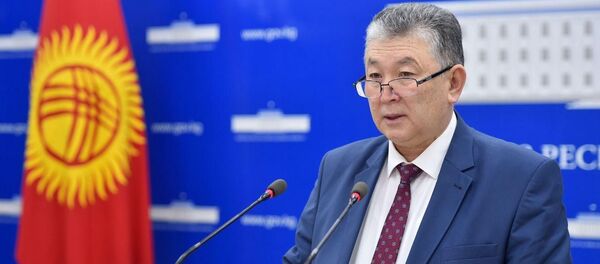Заместитель министра здравоохранения Нурболот Усенбаев Заместитель министра здравоохранения Нурболот Усенбаев - Sputnik Кыргызстан