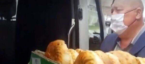 Как кыргызстанцы помогают друг другу в Москве на фоне пандемии — видео - Sputnik Кыргызстан