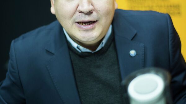 Акын Элмирбек Иманалиев - Sputnik Кыргызстан