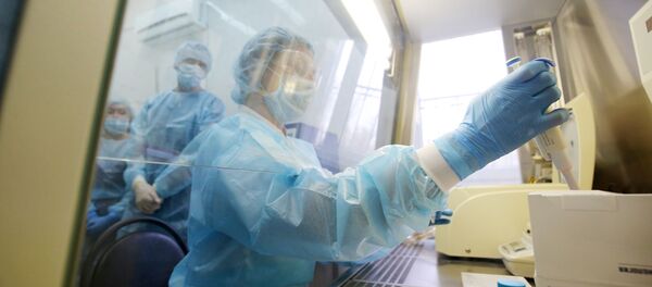 Обучение ординаторов диагностике COVID-19 в клинике Волгоградского медицинского университета - Sputnik Кыргызстан