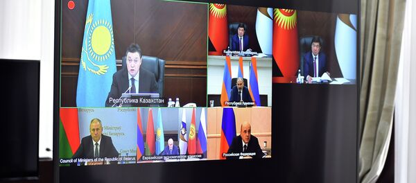 Внеочередное заседание Евразийского Межправительственного совета в режиме видеоконференцсвязи - Sputnik Кыргызстан