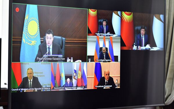 Главы правительств обсудили проект документа, определяющий стратегические направления развития евразийской экономической интеграции до 2025 года - Sputnik Кыргызстан
