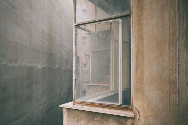 Снимок The Window греческого фотографа Eleni Rimantonaki, победивший в категории Open Architecture фотоконкурса 2020 Sony World Photography Awards  - Sputnik Кыргызстан
