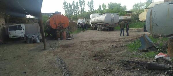 Кража 37 тонн топлива в Ноокенском районе - Sputnik Кыргызстан