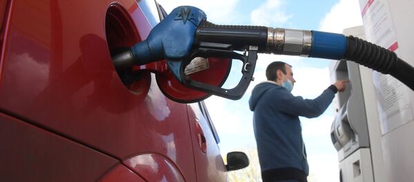 Работа АЗС в Москве - Sputnik Кыргызстан