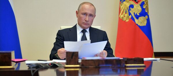 Президент РФ В. Путин провел совещание с главами регионов по борьбе с распространением коронавируса в РФ - Sputnik Кыргызстан