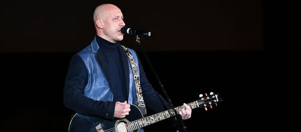 РФ эмгек сиңирген артисти Денис Майданов. Архив - Sputnik Кыргызстан