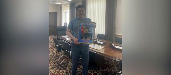 Чоң атам Сталинград согушунда курман болгон. Министр Муканбетовдун баяны - Sputnik Кыргызстан