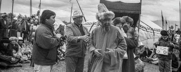 Съемки фильма Вселенная Манаса в Иссык-Кульской области Съемки фильма Вселенная Манаса в Иссык-Кульской области - Sputnik Кыргызстан