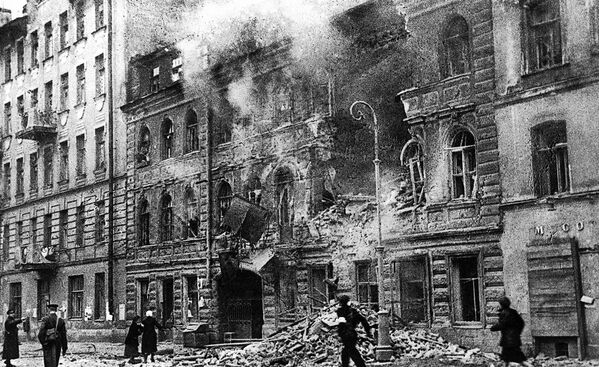 Ленинград во время артобстрела. 1 марта 1942 года - Sputnik Кыргызстан