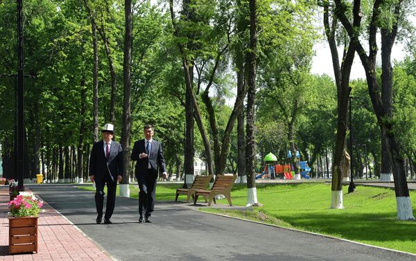 Как подчеркнул президент, ВОВ затронула каждый город, каждое село и почти каждую семью в Кыргызстане. - Sputnik Кыргызстан
