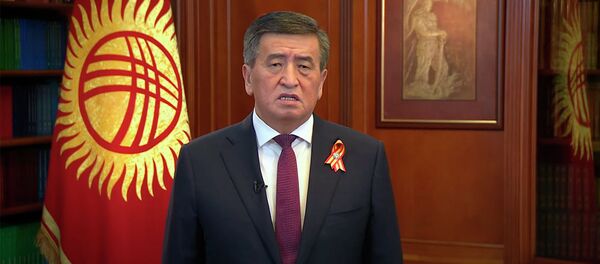 Поздравление с Днем Победы и продление режима ЧС — видео обращения Жээнбекова - Sputnik Кыргызстан