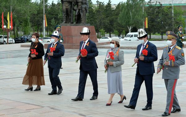 Жеңиш аянтында митинг-реквием өттү - Sputnik Кыргызстан