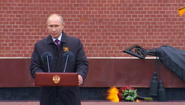 LIVE_СПУТНИК: Владимир Путин участвует в торжественных мероприятиях в День Победы - Sputnik Кыргызстан
